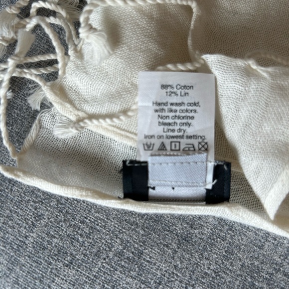 Madewell Cotton/Linen Scarf - Picture 3 of 10